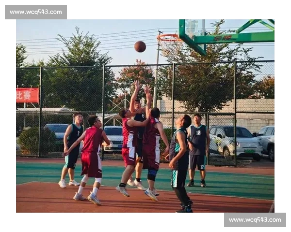 高清篮球直播全程跟踪精彩赛事即时更新让你不错过每一场精彩对决 - 副本 - 副本